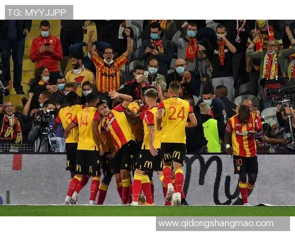 3月7日巴黎圣日耳曼对阵曼联精彩对决前瞻与分析